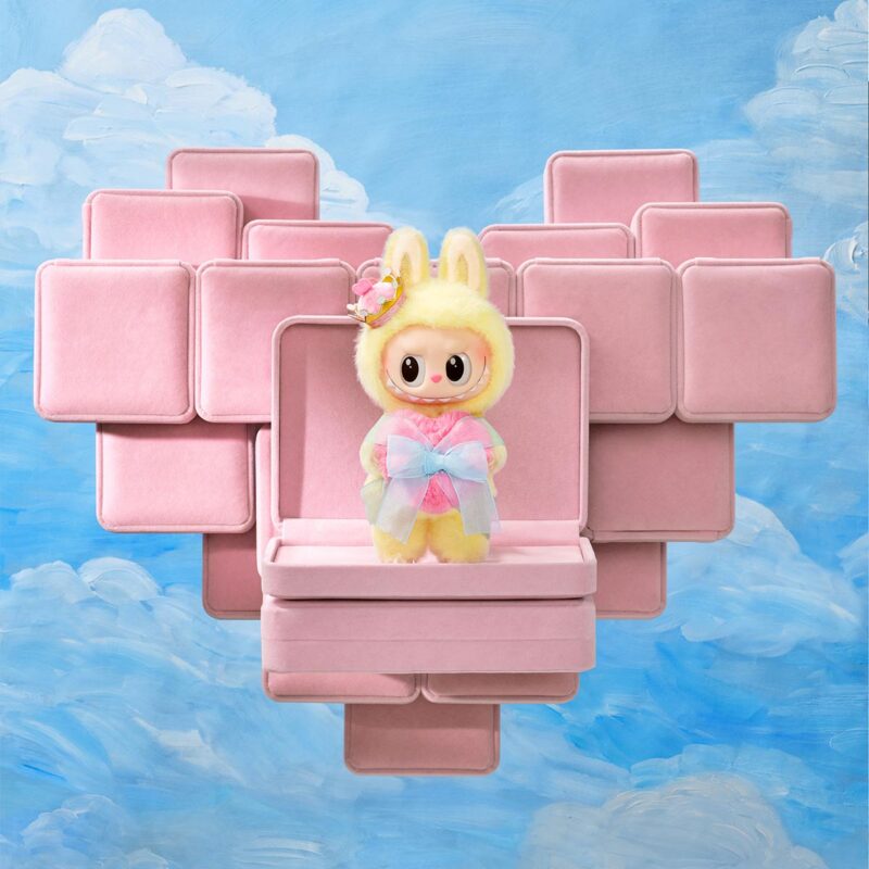 Labubu Vinyl Plush Hanging Card - Image 5
